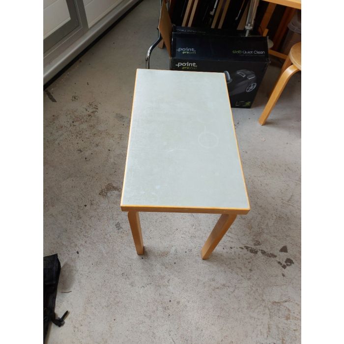 Artek pöytä harmaa, 60x35x56 cm - MYYTY