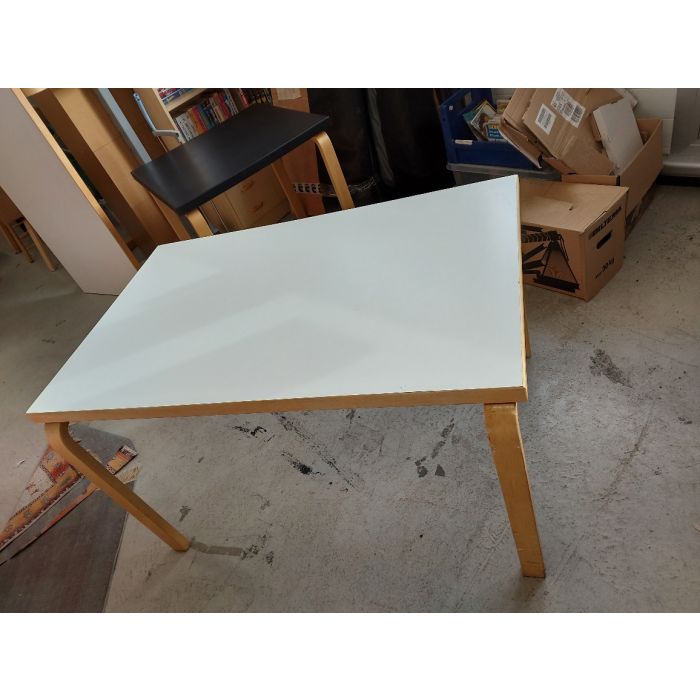 Artek pöytä 81B, valkoinen, 121x75x71cm