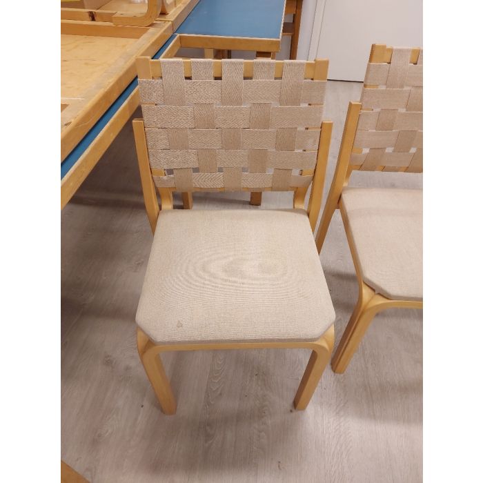 Artek tuoli Y612, design Aino Aalto