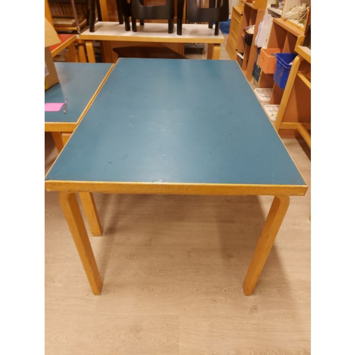 Artek pöytä 81B sininen (3)