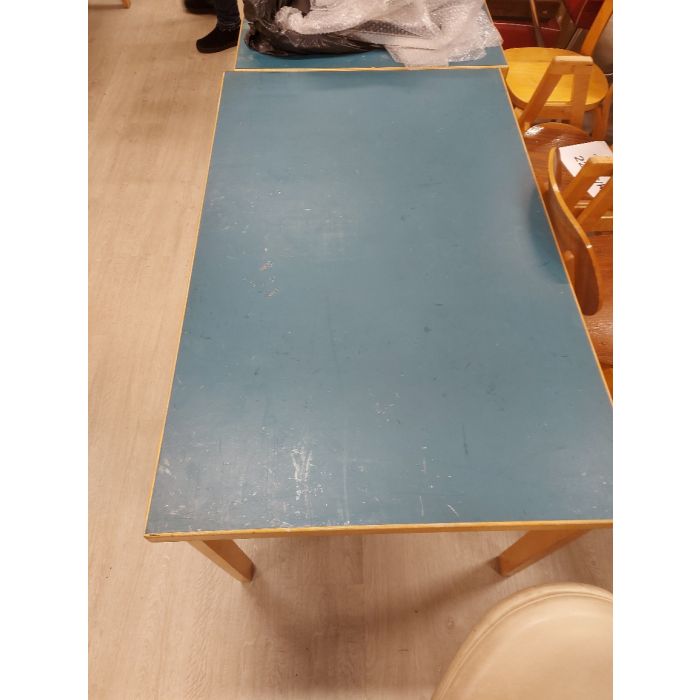 Artek pöytä 81B sininen, 1950-luku (4)