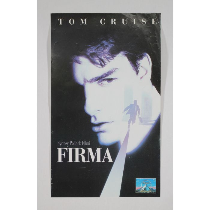 JULISTE Firma (Tom Cruise)