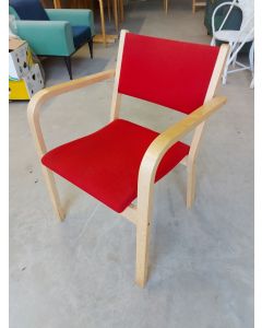 Artek tuoli 422, design: Ben af Schulten